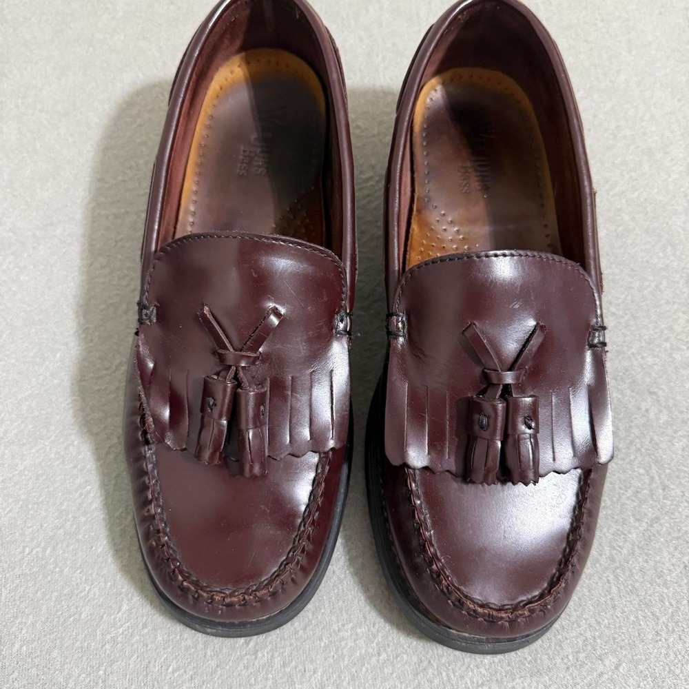 G.H. Bass Marietta II Kiltie Tassel Loafers Womens 8 M Burgundy Leather